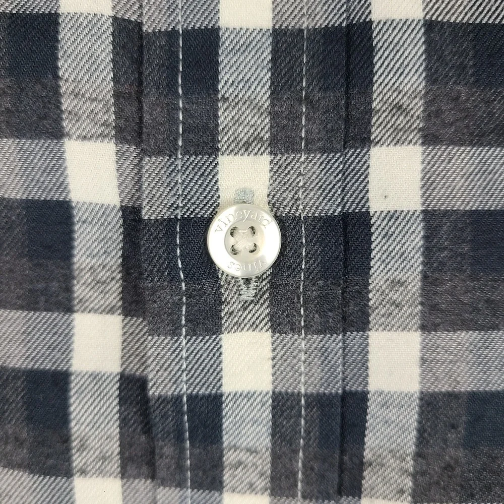 Vineyard‎ Vines Whale Shirt Boys XL (18) Black Gray Plaid Dress Button Down